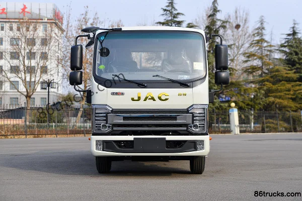 JAC Shuailing S3 150 hp 4X2(6 wheels) 3.145m Double Row Flatbed Light Truck Exterior (2) | 86Trucks
