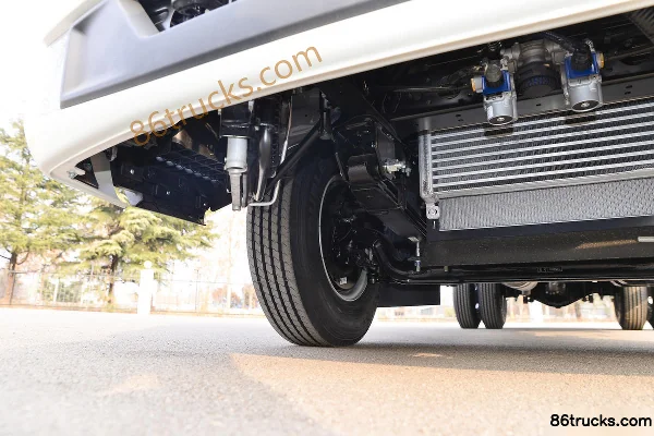 JAC Shuailing S3 150 hp 4X2(6 wheels) 3.145m Double Row Flatbed Light Truck Chassis (2) | 86Trucks