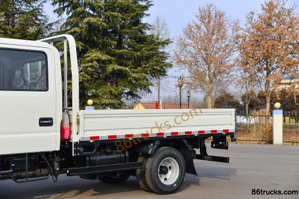 JAC Shuailing S3 150 hp 4X2(6 wheels) 3.145m Double Row Flatbed Light Truck Body (1) | 86Trucks