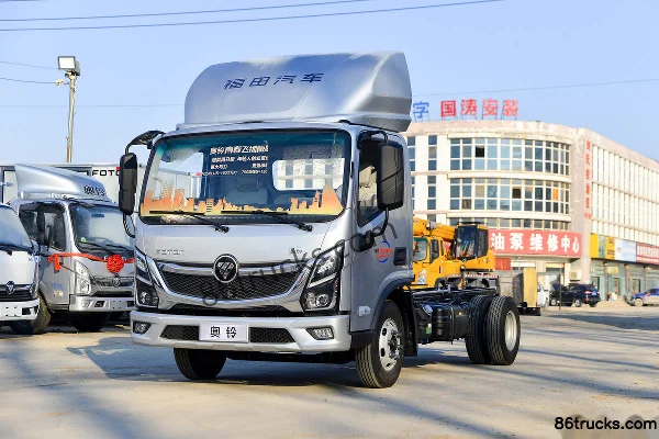 Foton Aoling Xinjieyun Youth Sprint Edition Pro 151 hp 4X2(6 wheels) 4.17m Single Row Stake Light Truck Exterior (3) | 86Trucks