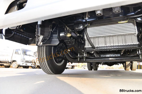 Foton Ollin New Jieyun Youth Flying Edition 151hp 4X2(6 wheels) 4.14m Single Row Van Light Truck (China VI) Chassis (2) | 86Trucks