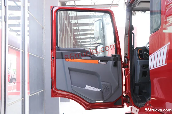 SHACMAN Commercial Vehicle Deyu Q300 300hp 4X2(6 wheels) AMT Automatic Hook-Lift Cargo Truck Cab (2) | 86Trucks