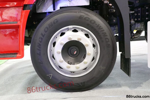 SHACMAN Commercial Vehicle Deyu Q300 300hp 4X2(6 wheels) 6.8m AMT Automatic Gearbox Stake Truck Chassis (3) | 86Trucks