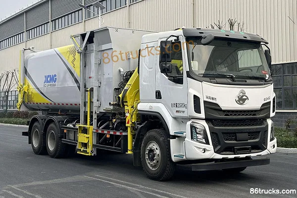 Dongfeng Liuqi Chenglong H5 270hp 6X4(10 wheels) Crane Mounted Garbage Truck (XCMG) Exterior
