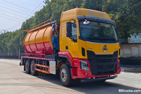 Hongyu Hongyu Dongfeng Liuqi chassis suction/septic tank truck