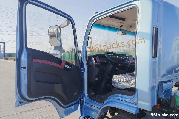 Elephant Auto ZM8 Land King 7.5T 4.18m Single Row Pure Electric Van Light Truck (LE7) 4X2(6 wheels) Interior (1) | 86Trucks