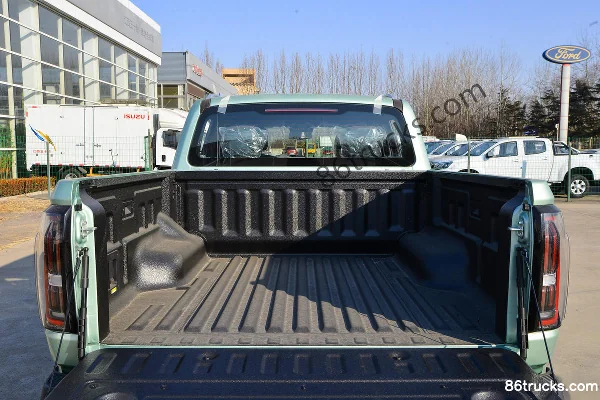 JMC Dao Fei Jiang Extreme Edition 2.3T Diesel 177 hp Automatic 4WD Standard Wheelbase Double Cab Pickup Body (2) | 86Trucks