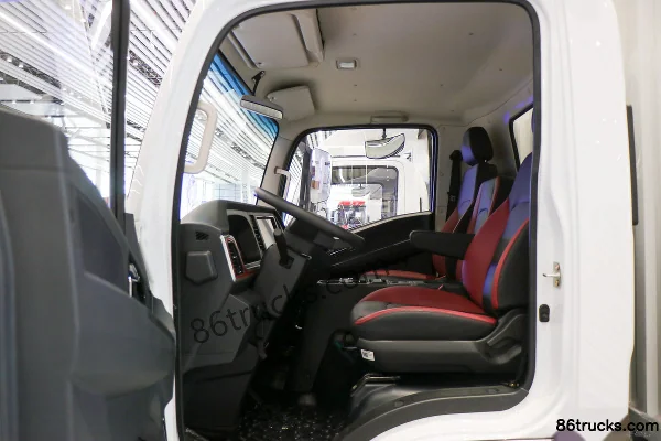 SHACMAN Commercial Vehicle Delong G300 163 hp 4X2(6 wheels) 4.2m AMT Automatic Single Row Van Light Truck Cab (2) | 86Trucks