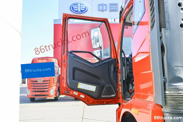 FAW Jiefang J6L Elite Edition 7.8L Diesel 320 hp 4X2(6 wheels) Fast Gear 8-speed High Roof 6.75m Semi-row Flatbed Truck Cab (1) | 86Trucks