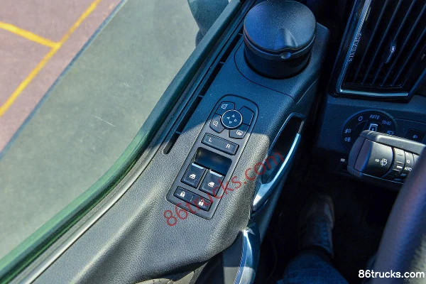 Sinotruk Sitrak G7S camion lourd version luxe 570 ch 6X4(10 roues) tracteur routier AMT automatique (rétardateur hydraulique) Cabine (3) | 8