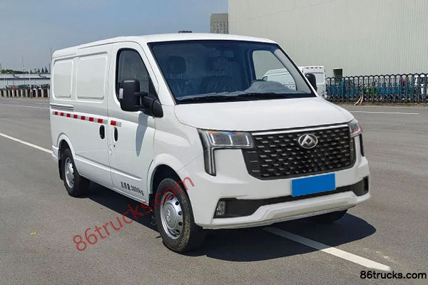 SAIC MAXUS V80 2024 City Distribution King 125 hp 2.0T diesel 3-seat short wheelbase ultra-low roof panel van Exterior