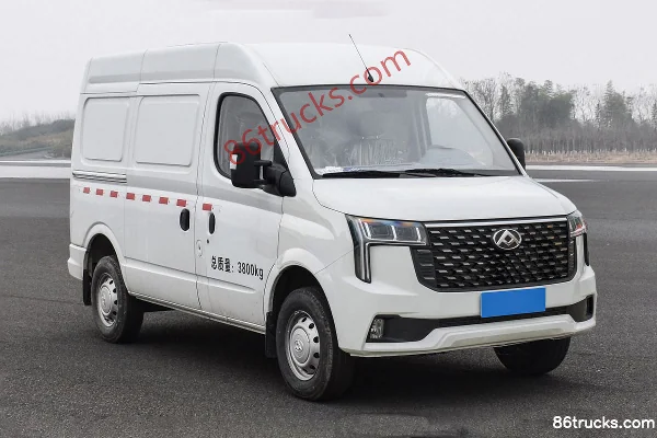 SAIC MAXUS V80 2024 City Delivery King 125hp 2.0T Diesel 3-Seat Short Wheelbase Medium Roof Panel Van Exterior