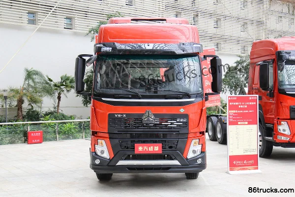 Sinotruk HOWO V5-X 290hp 4X2(6 wheels) 9.8m LNG van cargo truck Exterior (2) | 86Trucks