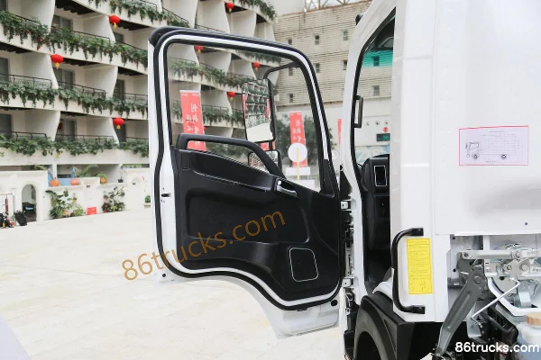 Sinotruk V2-X 4.5T 4.15m cabine simple camion utilitaire électrique pur 98.04kWh 4X2(6 roues) Intérieur (1) | 86Trucks