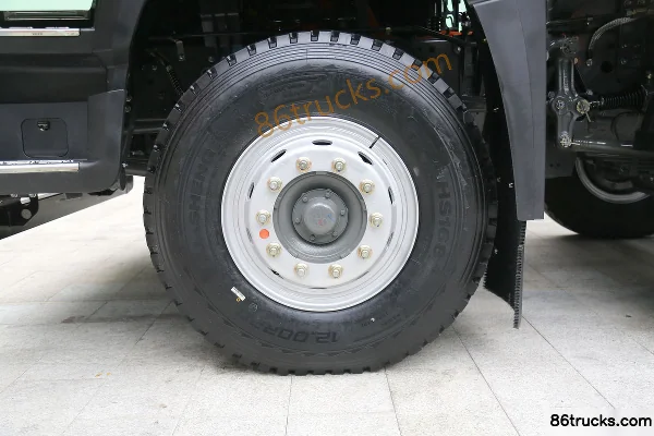 Sinotruk V7-X Full Attendance Muck Truck Edition 31T 8X4(12 wheels) 5.6m Battery Swap Pure Electric Dump Truck 601kWh Chassis (1) | 86Trucks