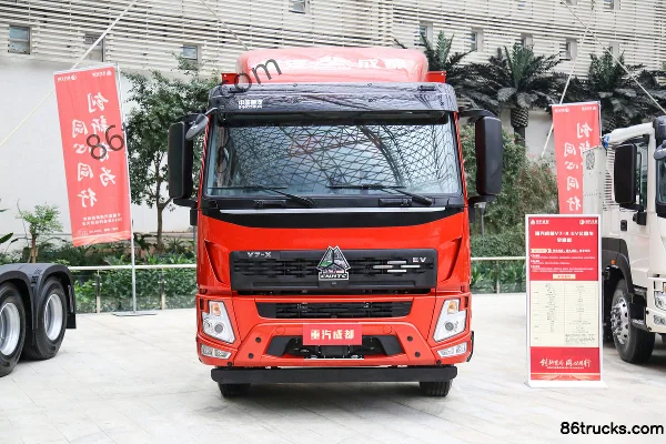 Sinotruk V7-X Version Pleine présence 25T 6X4(10 roues) Tracteur routier 100% électrique à batterie interchangeable 601 kWh Extérieur (2)