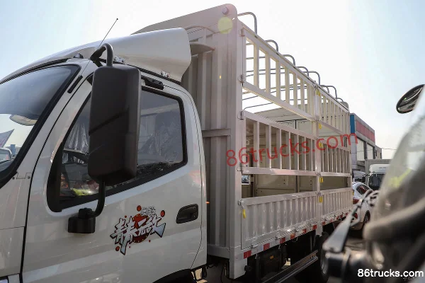 Foton Aoling Jieyun Youth Invincible Edition 146hp 4X2(6 wheels) 3.655m single-row stake truck Body (1) | 86Trucks