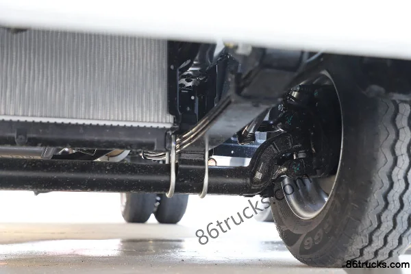 Foton V-Card 1,6L essence 122 ch 4X2(6 roues) WLY 5 vitesses 3,19 m plateau à cabine simple Châssis (3) | 86Trucks