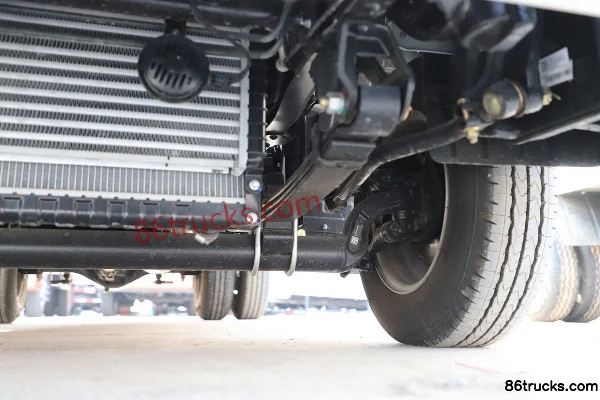 Foton Aoling M Card 122 ch 4X2(6 roues) 3,815 m camion plateau simple cabine Châssis (3) | 86Trucks