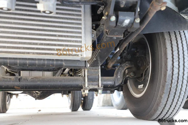 Foton Xiaoyun L3 150 ch 4X2(6 roues) camion plateau léger cabine demi-avancée 3,25 m (China VI) Châssis (3) | 86Trucks