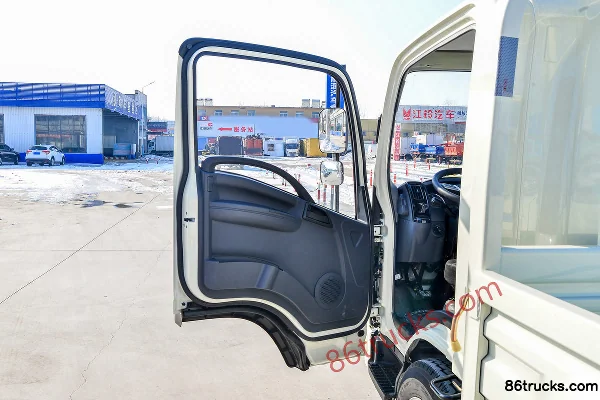 FAW Jiefang Hu VR 142 ch 4X2(6 roues) camion léger à plateau simple 3,65 m Cabine (1) | 86Trucks