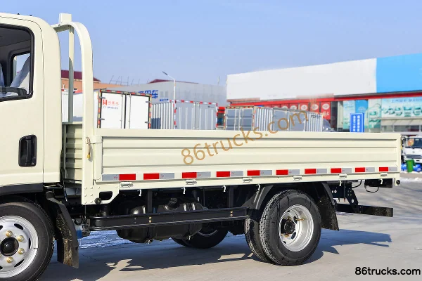 FAW Jiefang Hu VR 142 ch 4X2(6 roues) camion léger à plateau simple 3,65 m Carrosserie (1) | 86Trucks
