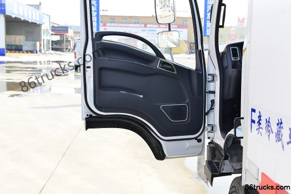 SHACMAN Commercial Vehicle Delong G1 170hp 4X2(6 wheels) 4.06m Refrigerated Truck Cab (2) | 86Trucks