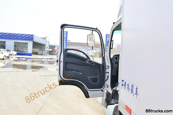 SHACMAN Commercial Vehicle Delong G1 170hp 4X2(6 wheels) 4.06m Refrigerated Truck Cab (1) | 86Trucks