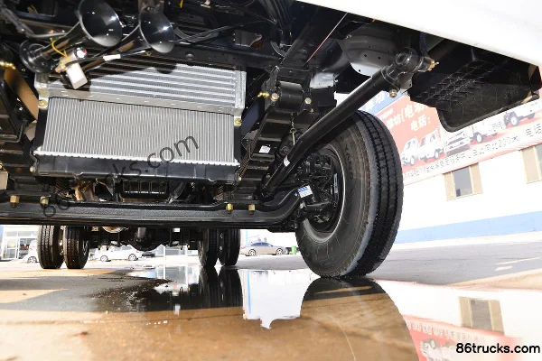 SHACMAN Commercial Vehicle Delong G1 170hp 4X2(6 wheels) 4.06m Refrigerated Truck Chassis (3) | 86Trucks