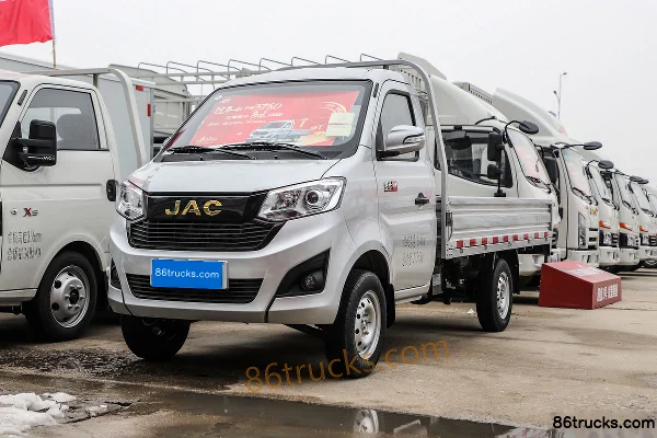 JAC Mini Truck Duomi 1.3L 91hp 4X2(6 wheels) Gasoline 3.05m single-row flatbed mini truck Exterior (3) | 86Trucks