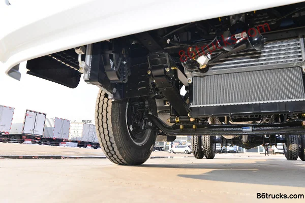 SHACMAN Commercial Vehicle Delong G1 160 hp 4X2(6 wheels) 4.2m single-row van light truck Chassis (2) | 86Trucks