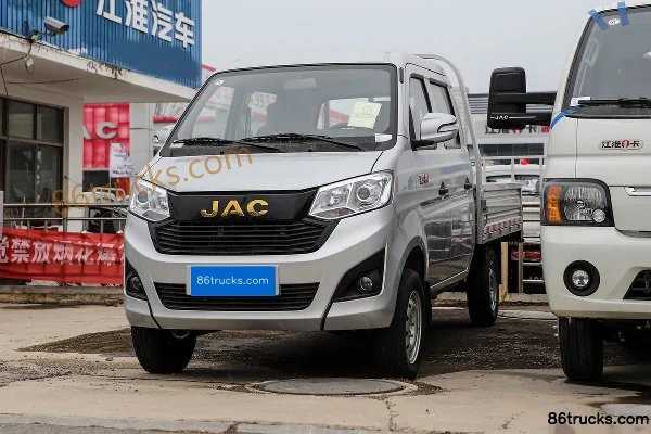 JAC micro truck Domi 1.3L 91ch 4X2(6 roues) gasoline 2.2m double row flatbed small truck Extérieur (3) | 86Trucks
