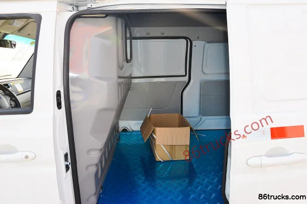 SRM X30L EV 2.5T 2 places 4,495 m camion utilitaire électrique à fourgon Carrosserie (1) | 86Trucks