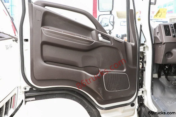 JAC New V7 2.5L Diesel 162 hp 4X2(6 wheels) Xingrui 6-Speed 3.82m Semi-Row Van Light Truck Cab (2) | 86Trucks