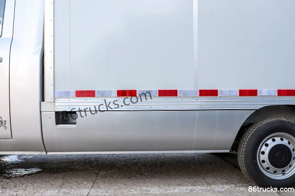 Foton Xiangling Q Integrated Comfort 1.6L 120hp 4X2(6 wheels) Gasoline 3.1m Single Row Van Mini Truck Body (2) | 86Trucks