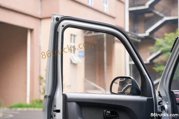 SRM Jinka S1 2024 Standard 1,4L 102 ch 4X2(6 roues) essence camion plateau micro à cabine simple 3,05 m (pneu arrière simple) (2) | 86Trucks