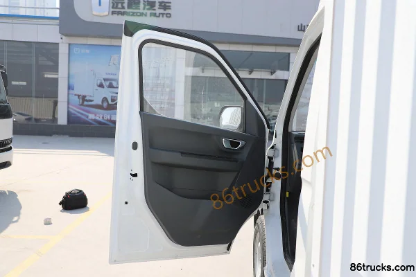 FARIZON Xingxiang F1E 2023 model 3.0T 3.05m single-row pure electric box van micro truck 41.86kWh 4X2(6 wheels) Interior (1) | 86Trucks