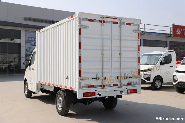 FARIZON Xingxiang F1E 2023 model 3.0T 3.05m single-row pure electric box van micro truck 41.86kWh 4X2(6 wheels) Body (2) | 86Trucks
