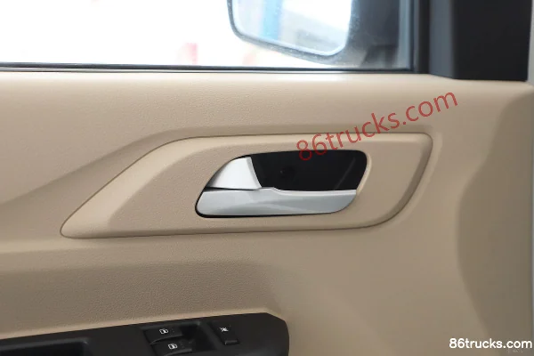 Changan Kuayue Kuayue Star V5 Passenger Luxury Edition 2.6T 6 places 4.495 m fourgon léger électrique pur 38.64kWh Cabine (3) | 86Trucks