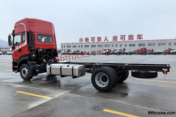 Dongfeng Commercial Vehicle Tianjin KR PLUS Comfort Edition 290 hp 4X2(6 wheels) 6.8m refrigerated truck (high roof double bunk) Exterior (3