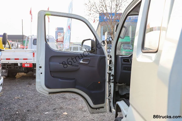 Foton Xiangling M Pro 1.6L 122 ch 4X2(6 roues) essence camion plateau micro 3,7 m cabine avancée (1) | 86Trucks