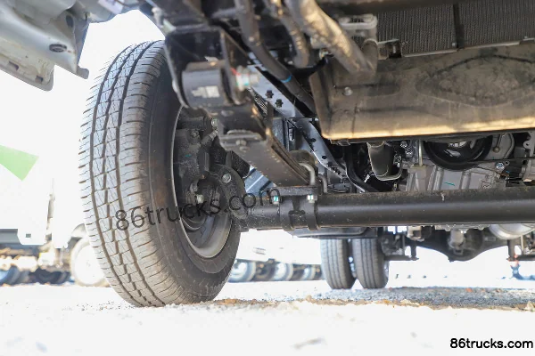 Foton Xiangling M Pro 1.6L 122 ch 4X2(6 roues) essence camion plateau micro 3,7 m cabine avancée Châssis (2) | 86Trucks