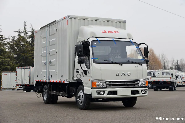 JAC H5 2.5L diesel 155 hp 4X2(6 wheels) WLY 8-speed 3.82m double-row van light truck Exterior