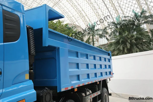 Sinotruk HOWO V5-X 245hp 6X2(8 wheels) 5.3m Dump Truck Body (1) | 86Trucks