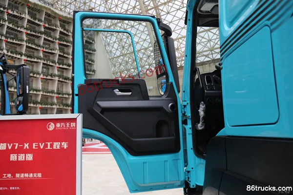 Sinotruk V7-X Tunnel Edition 25T 6X4(10 wheels) 6.8m Pure Electric Dump Truck 400kWh Cab (1) | 86Trucks