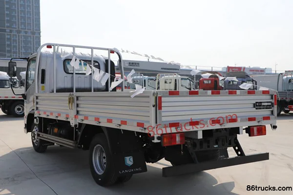 Lanqing Light Truck Long N 140 hp 4X2(6 wheels) 4.18m Single Row Flatbed Light Truck (Medium Body) (3) | 86Trucks