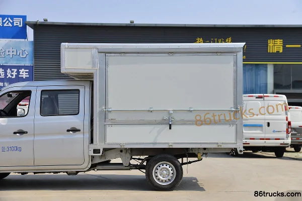 Changan Kuayue Xinbao T3 version standard 1.5L essence 112 ch 4X2(6 roues) 2,37 m cabine double à ailes ouvrantes micro camion (roue arrière