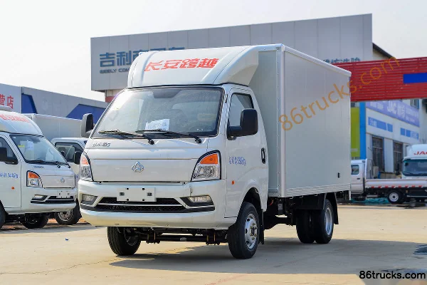 Changan Kuayue D5 Édition Confort 1.6L 122 ch 4X2(6 roues) Camion fourgon micro 3,385 m à cabine simple (China VI) Extérieur (3) | 86Trucks
