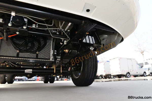 Changan Kuayue D5 Édition Confort 1.6L 122 ch 4X2(6 roues) Camion fourgon micro 3,385 m à cabine simple (China VI) Châssis (3) | 86Trucks