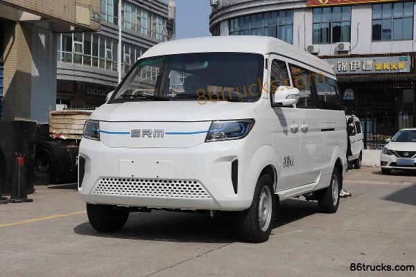 SRM Xinyuan Haoyun 2023 Standard Type 2.4T 4.5m Pure Electric Multi-Purpose Passenger Vehicle 41.86kWh Exterior (3) | 86Trucks